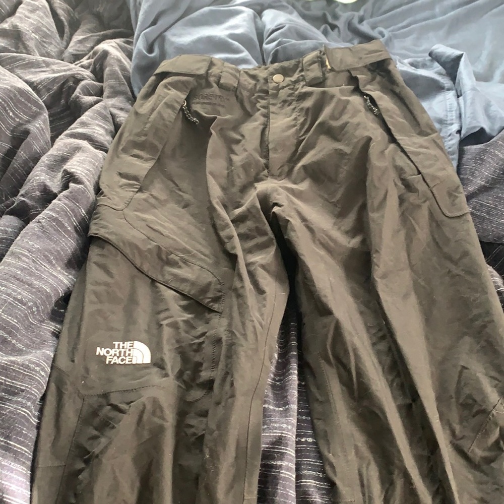 Black Northface ski, Snowboarding, Snow pant size small